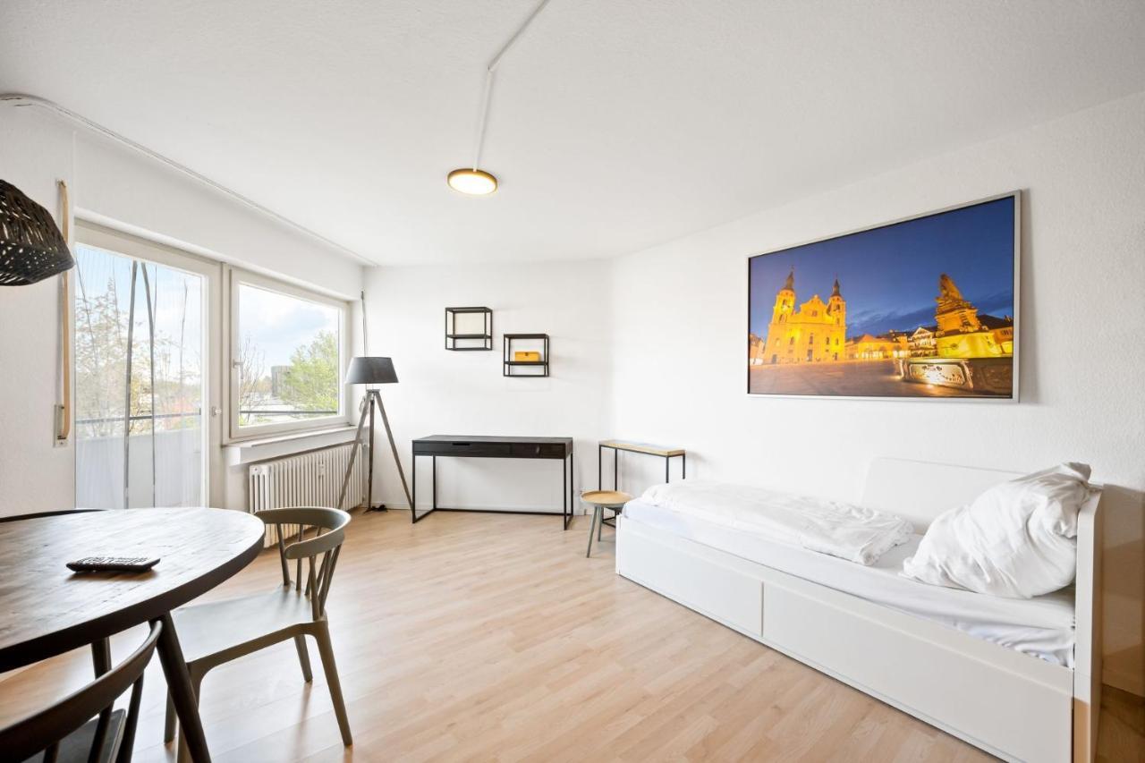 Sali Homes - Fewo Bluehendes Barock Ludwigsburg Exteriér fotografie